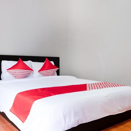 OYO 2912 Graha Minda Syariah Hotel Bandar Lampung Bagian luar foto