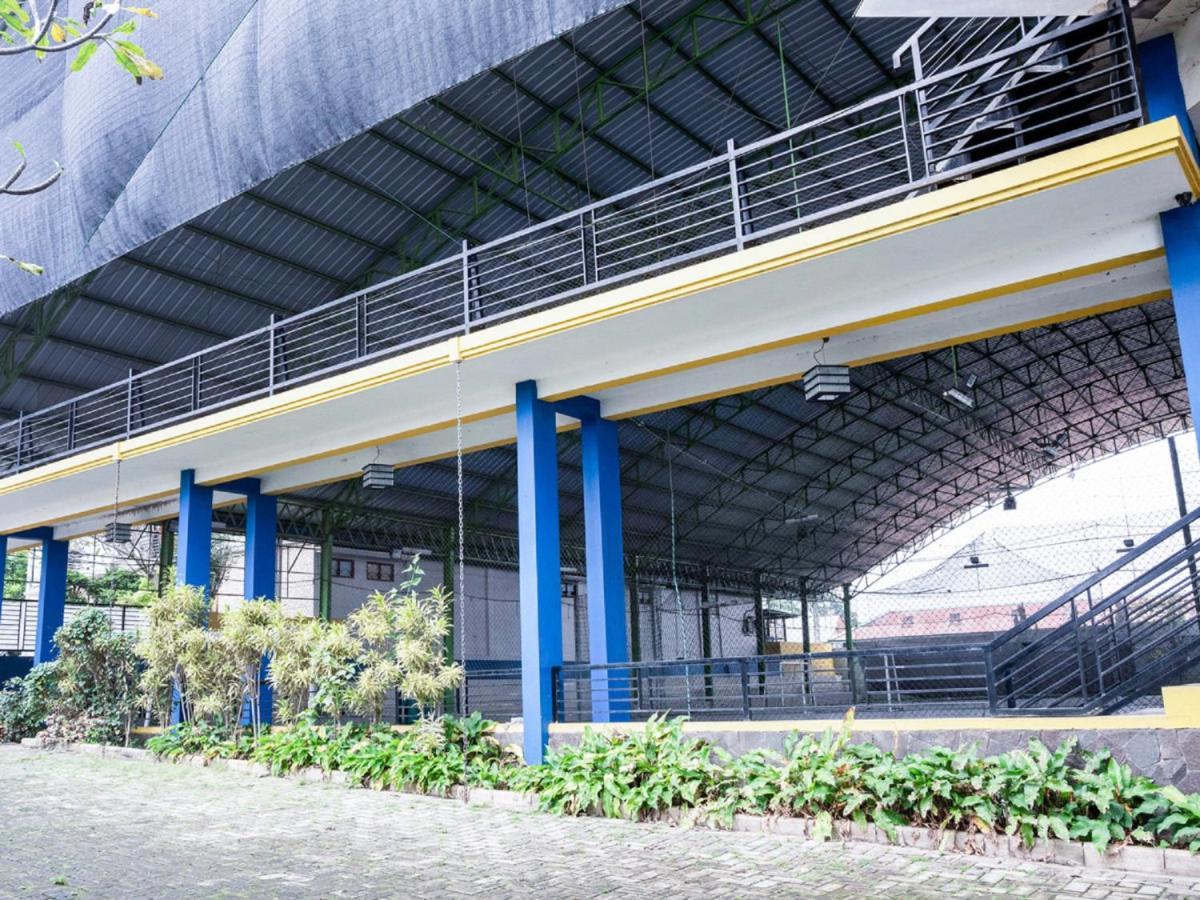 OYO 2912 Graha Minda Syariah Hotel Bandar Lampung Bagian luar foto